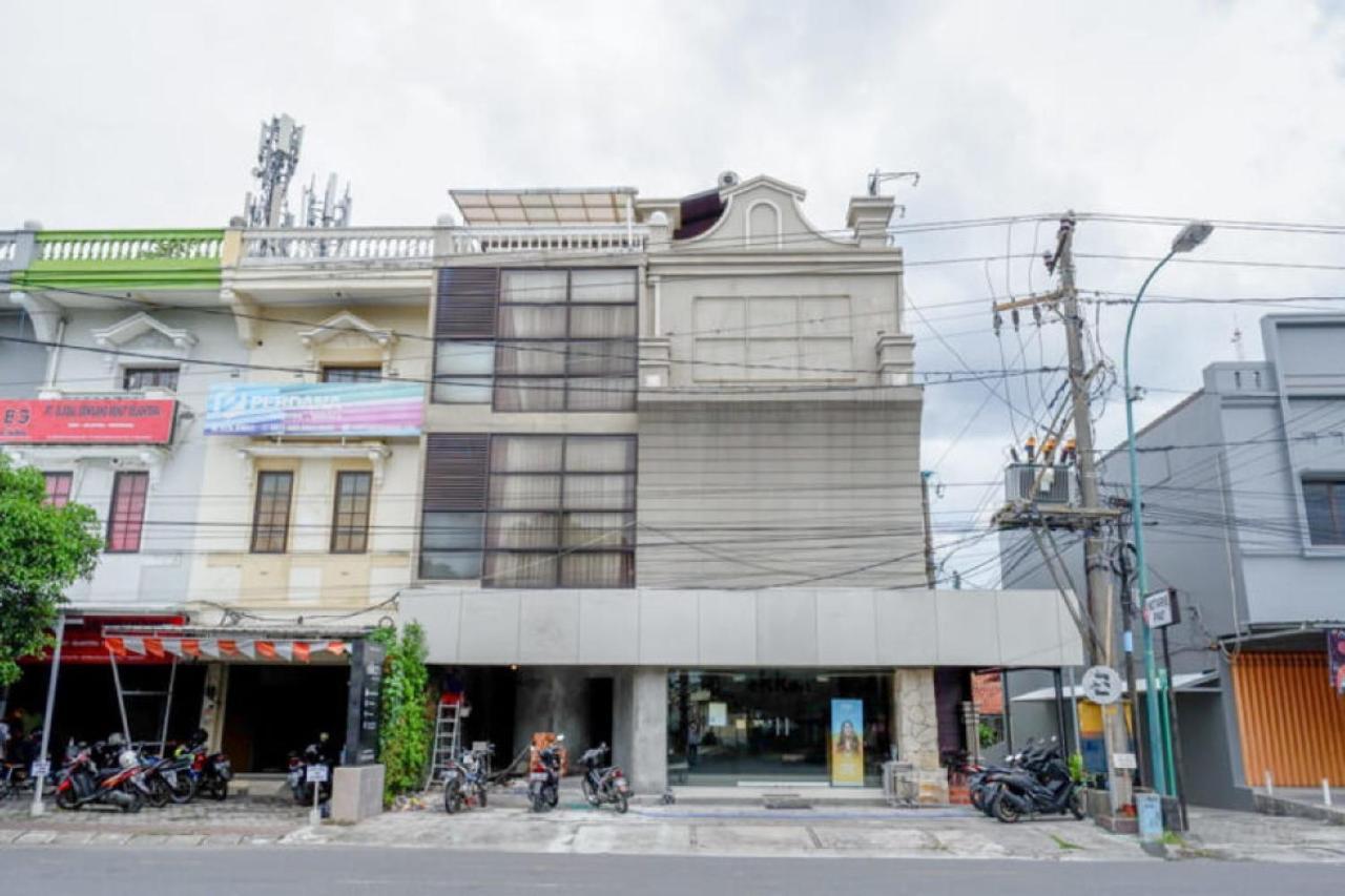 Sans Hotel Ekkon Yogyakarta Ngabean Exteriör bild