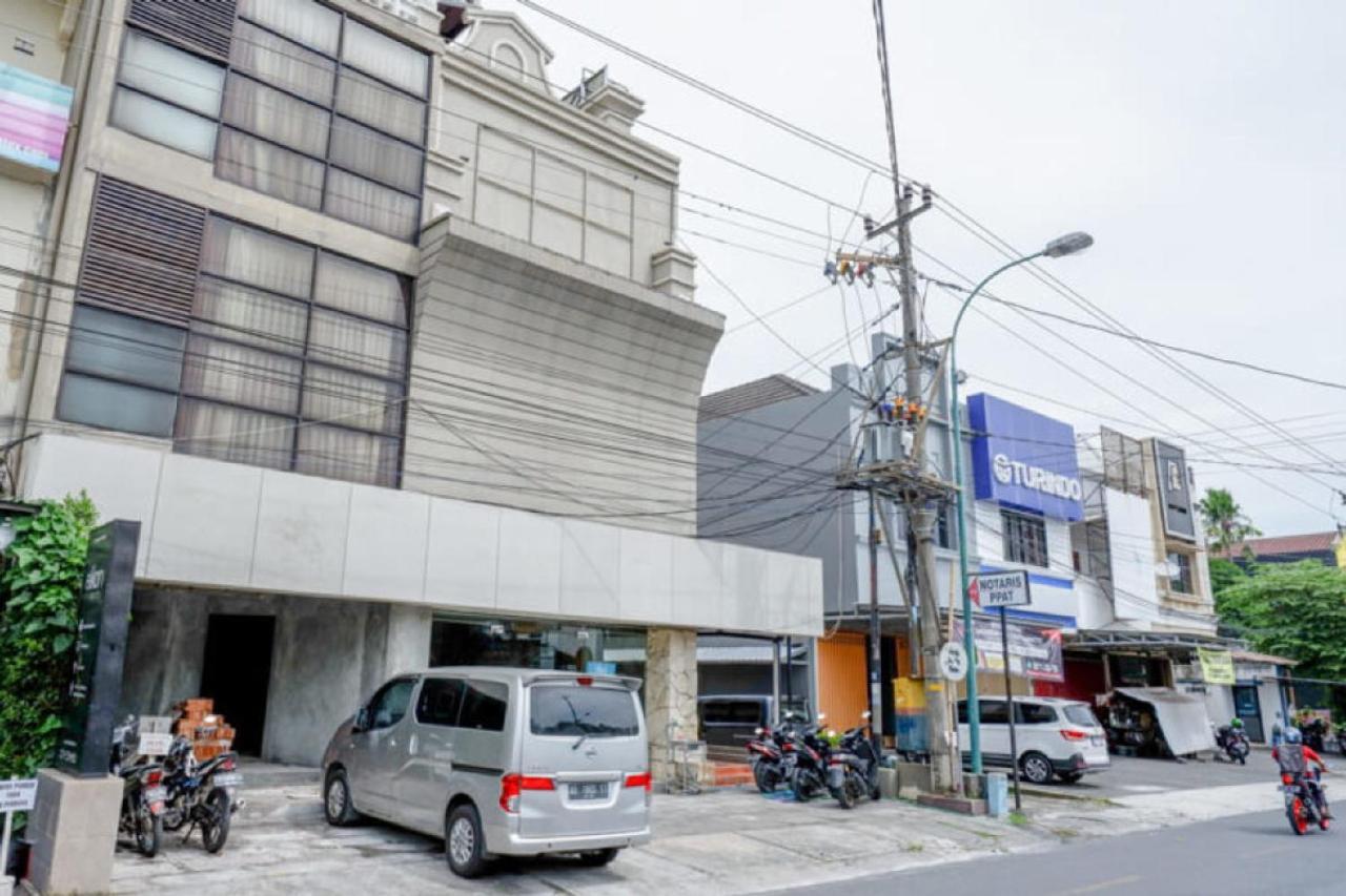 Sans Hotel Ekkon Yogyakarta Ngabean Exteriör bild