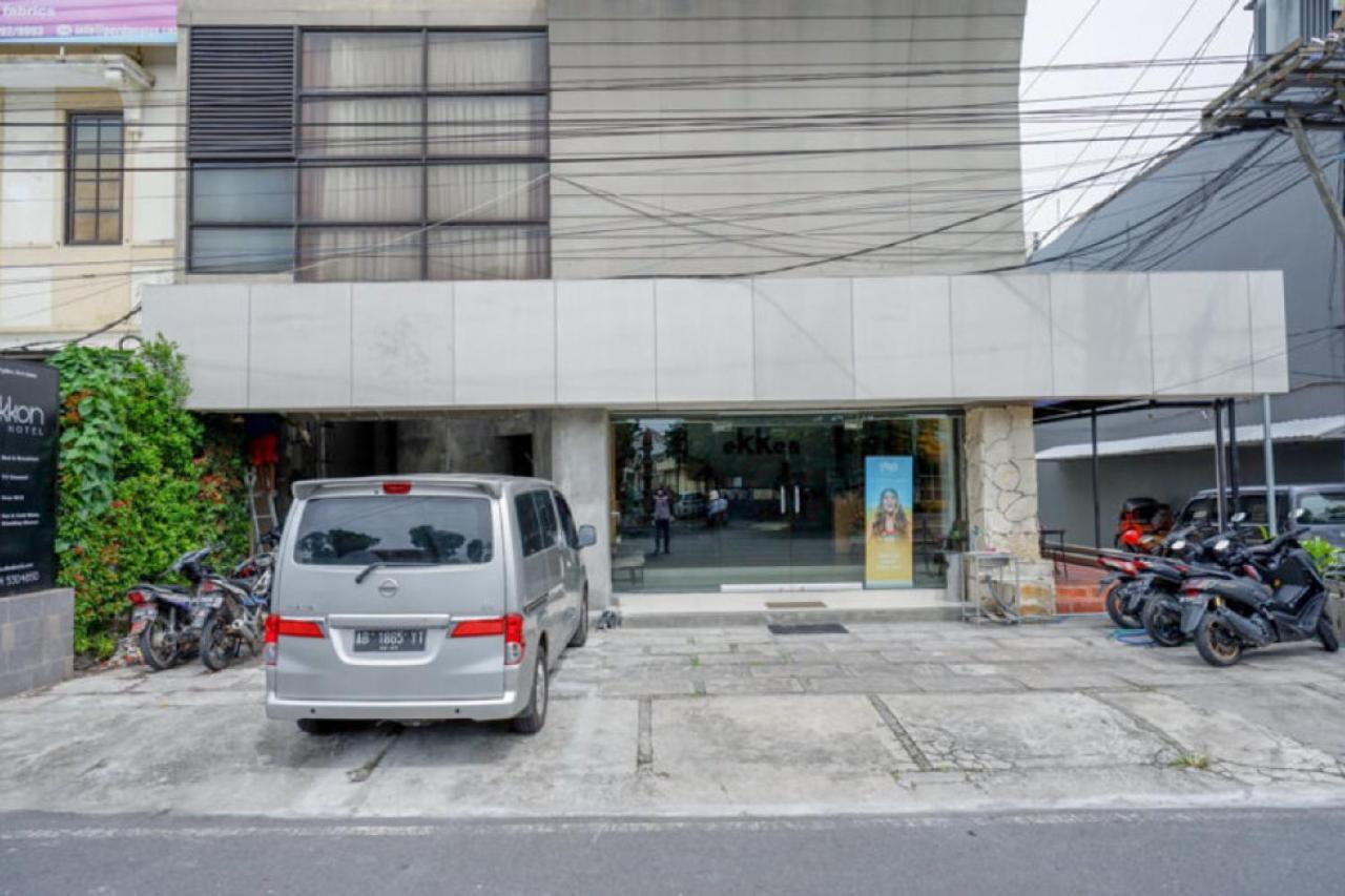 Sans Hotel Ekkon Yogyakarta Ngabean Exteriör bild