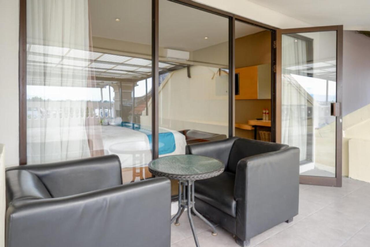 Sans Hotel Ekkon Yogyakarta Ngabean Exteriör bild