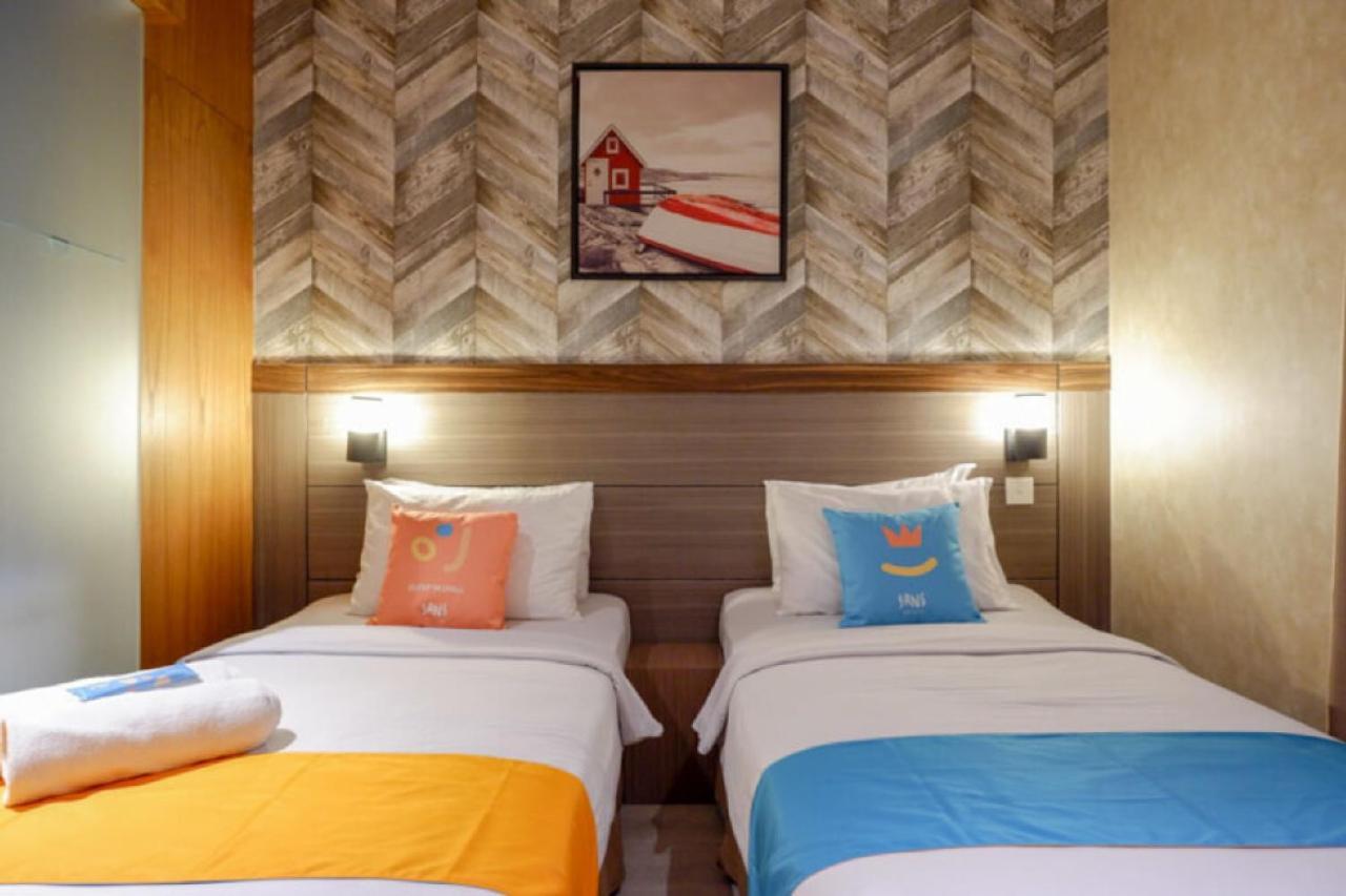 Sans Hotel Ekkon Yogyakarta Ngabean Exteriör bild