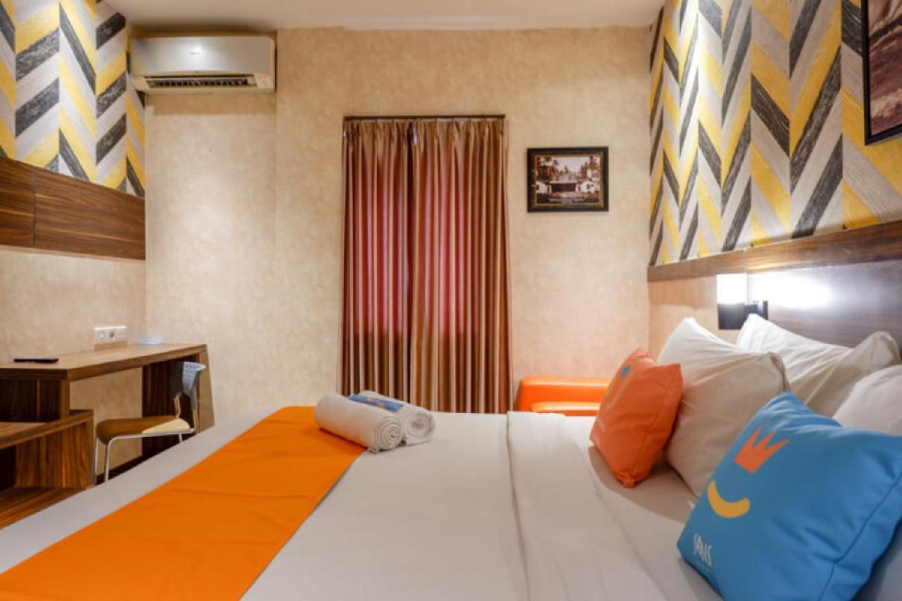 Sans Hotel Ekkon Yogyakarta Ngabean Exteriör bild